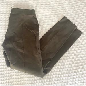 Women’s J Crew Pixie pants size 8R olive green color